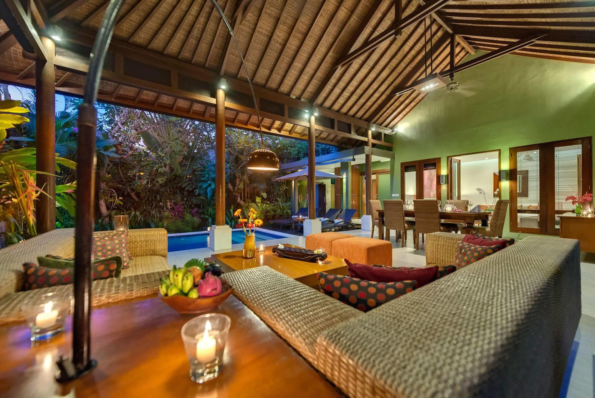 Lakshmi Villas Seminyak Exterior foto