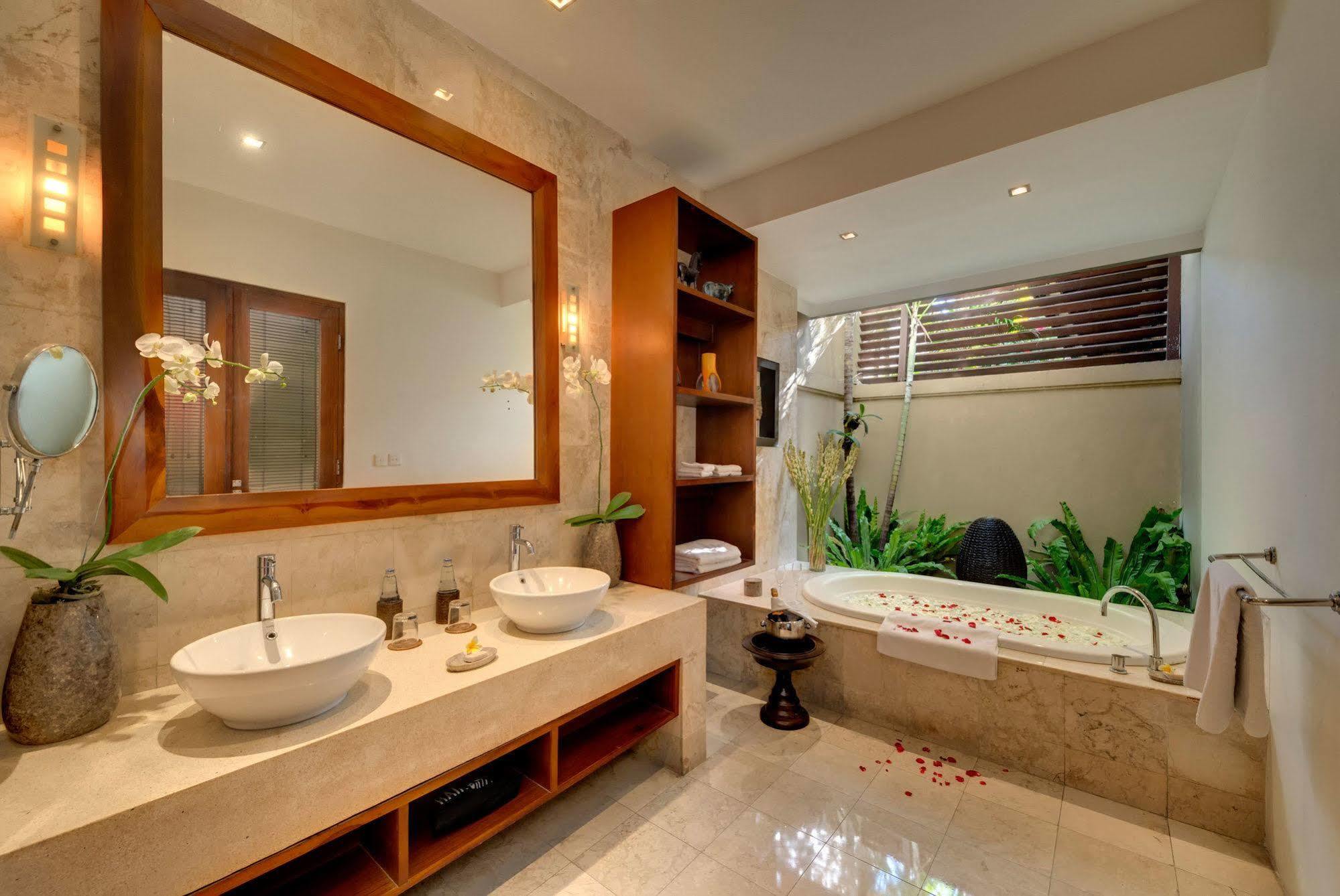 Lakshmi Villas Seminyak Exterior foto
