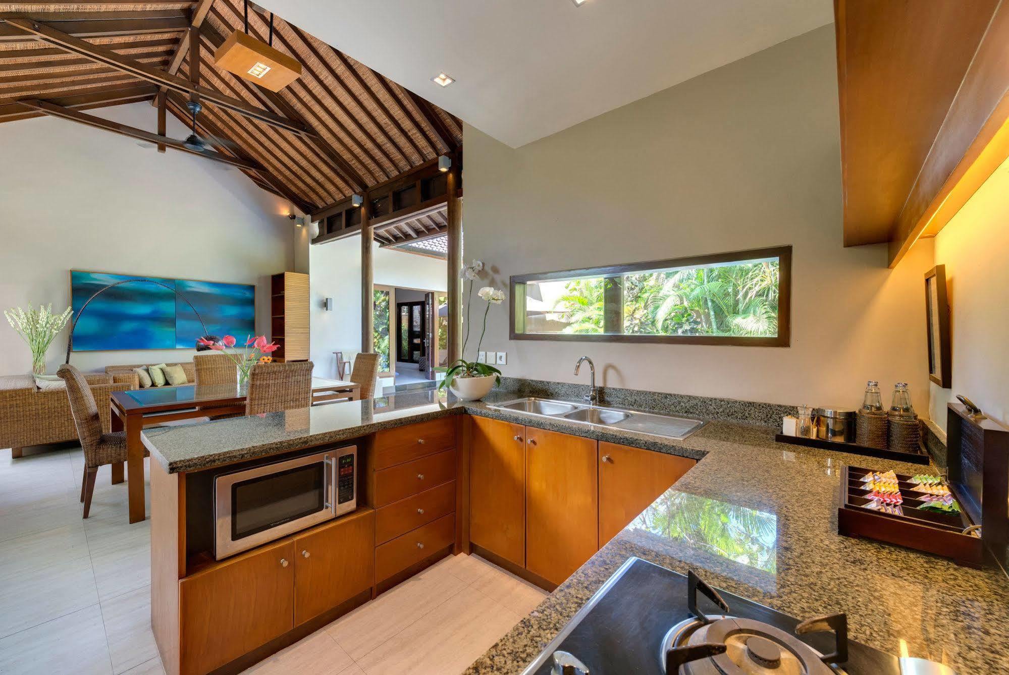 Lakshmi Villas Seminyak Exterior foto